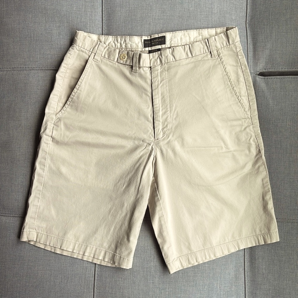 Banana Republic Men’s Vintage Stretch 9” Shorts W31